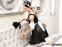 Adele Unicorn - Stuck 4K