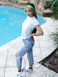 Paisley Paige - Teen Pies