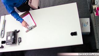 She looks like Ellen Page and she is hot