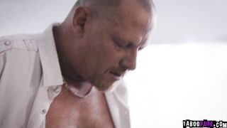 Scarlett Mae give herself to Dick