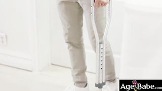 Mature therapist gave a hot fuck massage