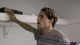 Tyer roughly fucked Sovereign for deceiving him