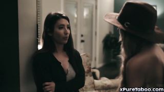 Patient manipulated into having lesbian sex