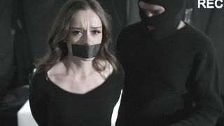 Fake ransom video to scam her rich dad