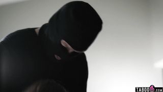 Fake ransom video to scam her rich dad