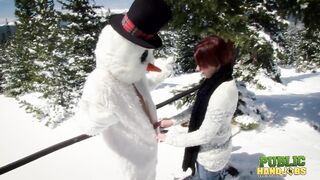 Public Handjobs Brandi de Lafey Strokes A Snowman