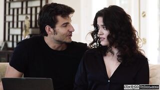 Babe rims IT guy so he fixes a computer