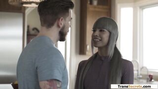 Shemale Itzel Saenz fucks bf best friend