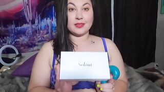 Rose Kingman Tests Toys for Sohimi!