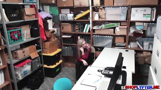 Mom Sadly Watches Her Dawter Take on Rough Thrusts