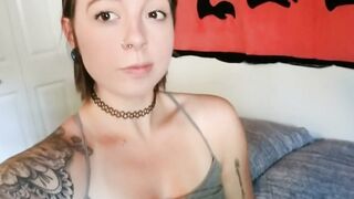 Masturbating with cum