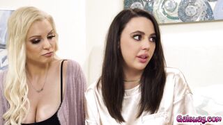 Whitney Wright lesbian sex with the lesbian couple