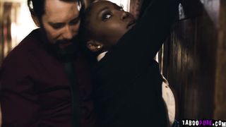 Realtor Osa sucks and ride on Tommys rod