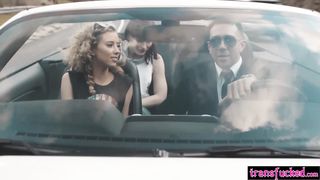 Blonde shemale fistfucks her girlfriend