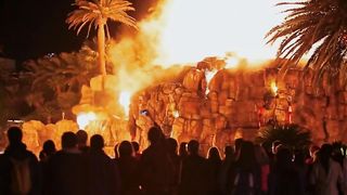 Sexual fun at the Swing House