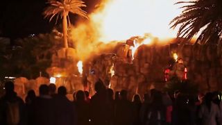 Big titty wife is ready to swing