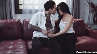 Hot momma India Summer begs for a giant dick