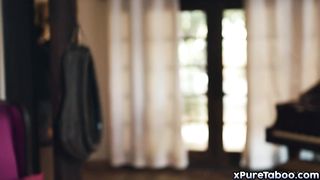 House Hunting turn to Licking EbonyPussy