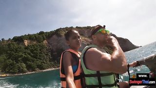 Amateur Thai girlfriend public blowjob