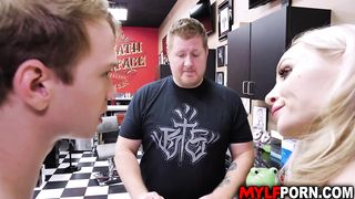 Stepson gets a hot sex on a tattoo session