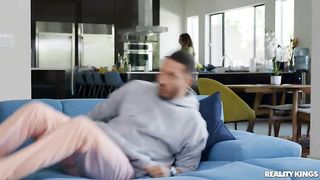 I Sexy Than Your Girlfriend