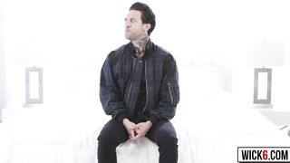 Jessica Drake enjoyins the studs cock