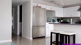 Banged my stepsis while my GF on quarantine