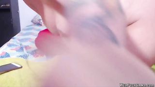 Anal amateur fucking sex toys on cam