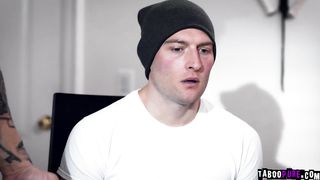 Zacs big bulk cock fucked Sarahs hungry pussy