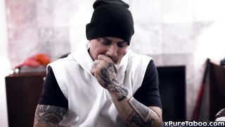 Blonde milf Sarah Vandella fucks younger dude