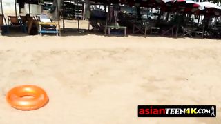 Sunny days with a horny Asian babe