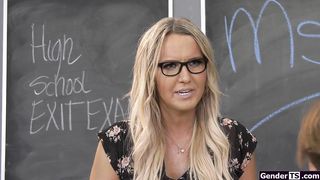 Ts teacher Kayleigh Coxx sucking student