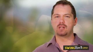 Pussy licking at the pool with hot babes