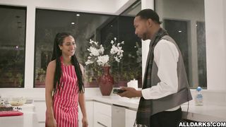 Horny neighbor bangs with sexy ebony Kira Noir