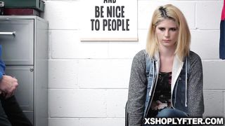 Madison offers herself and pussy to Jack