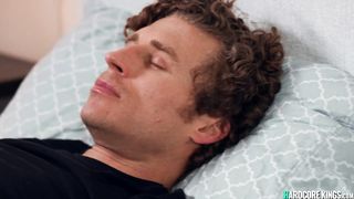 Interracial threesome fuck on mattress