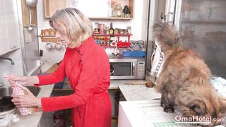 OmaHoteL Granny Sex Practices Compilation Video