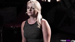 Stepmom Lisey take a  cock in her cunt