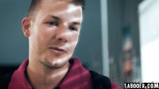 Codey fucked Christy trying to impregnate her