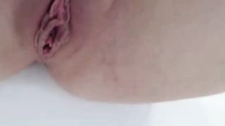 busty teen spreading her pussy in her bath