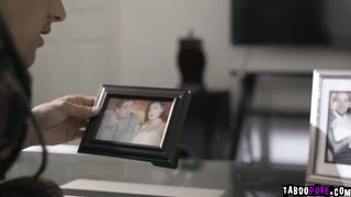 Tyler's warm big load for liar Sovereign