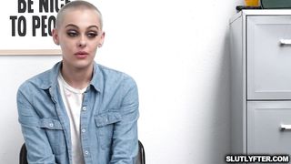 A nice big facial for teen Paris Amour