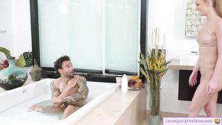 Masseuse gives struggling guy a massage