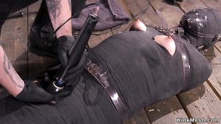 Mummified slave gets pussy vibrated