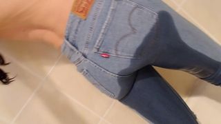 We Totally SOAKED my Levis Jeans
