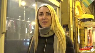 GERMAN SCOUT - 18 JAHRE JUNGE AMARIS BEI STRASSEN CASTING AO GEFICKT