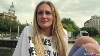 GERMAN SCOUT - GELENKIGE STUDENTIN LINDA GEFICKT UND IN IHR GEKOMMEN