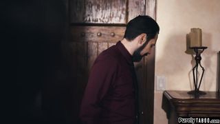 Ebony real estate agent fucked to sell