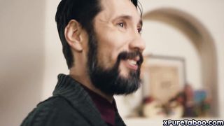 Real estate woman must fuck her customer