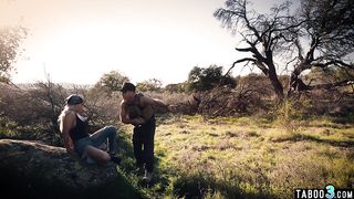 Hot babe punish fucked by border patrol